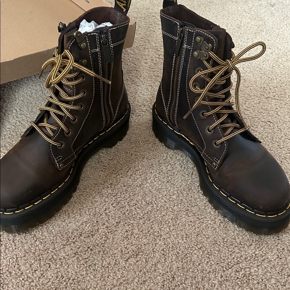 Dr. Martens Dark Brown Jadon Crazy Horse Boots women’s size 8 - Picture 5 of 5